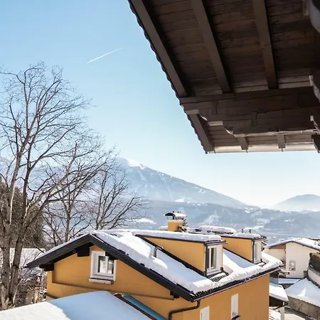 בית נופש Traditionell-modernes Haus In Hoetting